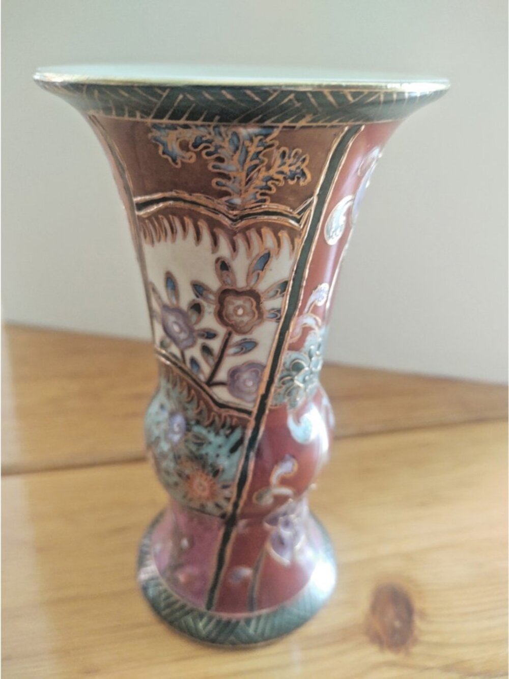 Vintage Maruni Japan hand Painted Floral Vase 6 1/4" Gold Gilded - Picture 3 of 15